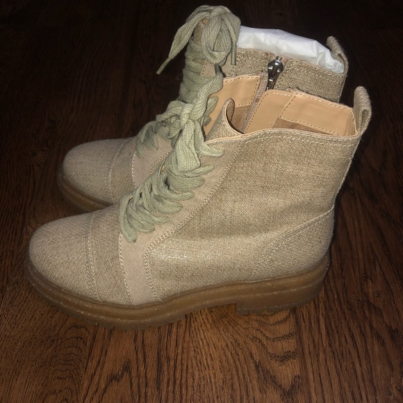 Lovely Circus by Sam Edelman shoes - Picture 2 of 6